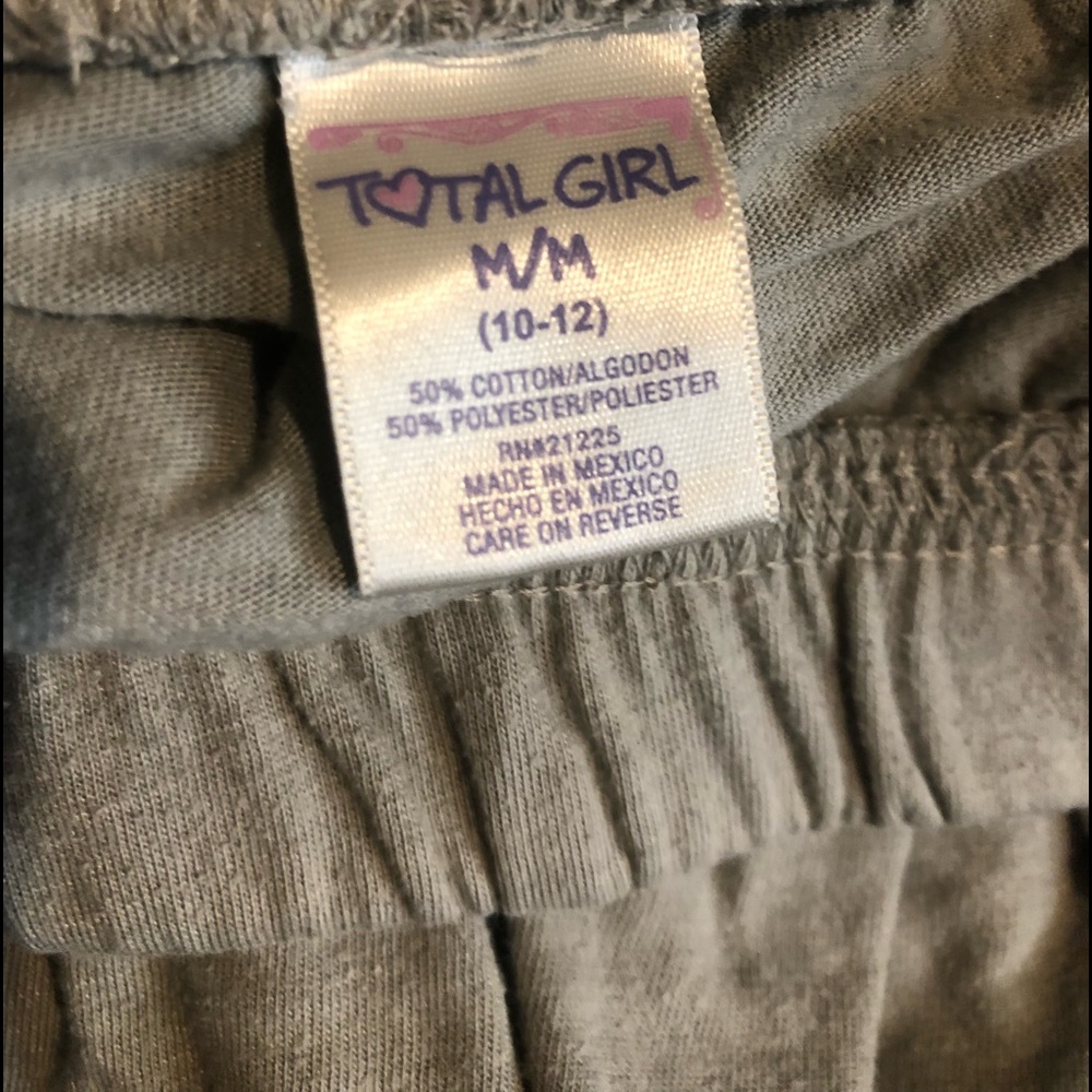 Grey skirt - Picture 3 of 3